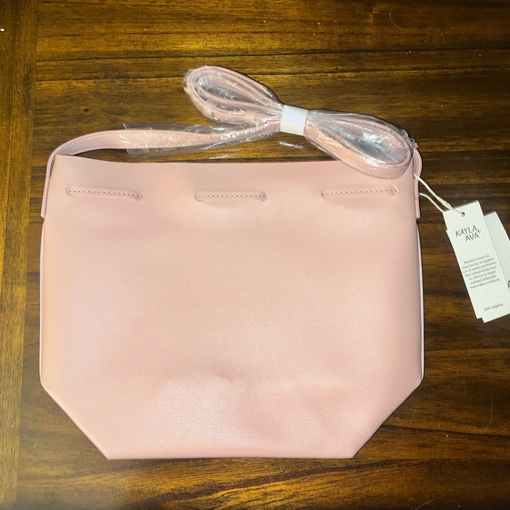 Bucket Bag - Picture 2 of 4